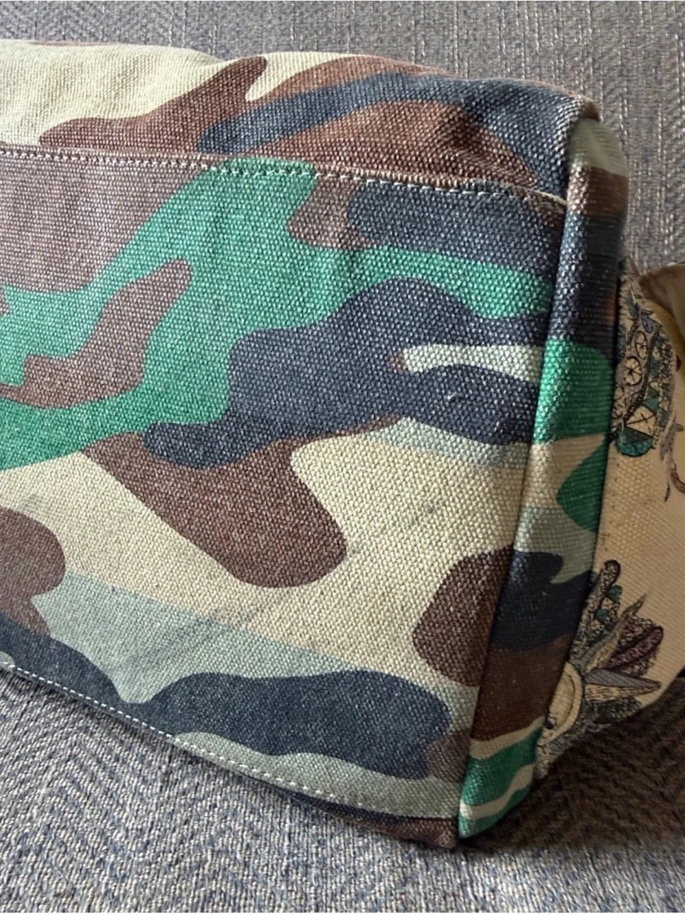 Y2K Harajuku Lovers by Gwen Stefani Embroidered Camouflage Toaster Style Bag
